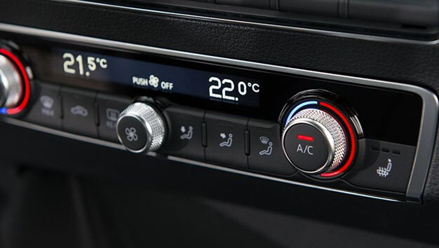 Mangler du køling i bilen? Sådan får du billigst et aircon service